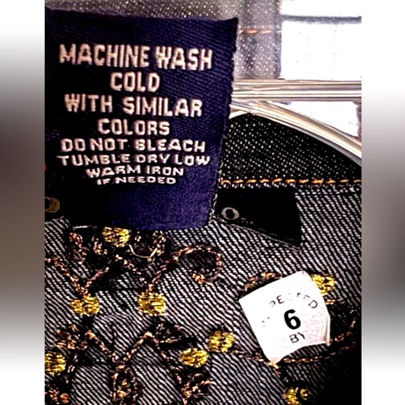 ⚜️DENIM & CO⚜️ 2 POCKET EMBROIDERED STUDDED ROCKABILLY WESTERN JEAN JACKET NWOT✨ - Picture 5 of 11